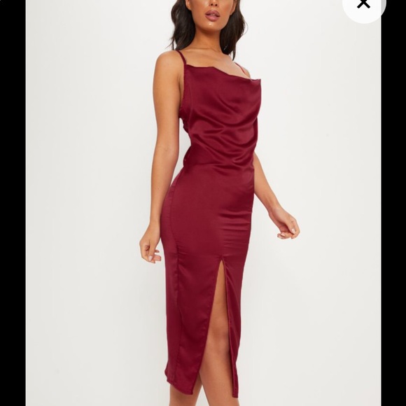 Satin slit dress - Picture 3 of 5